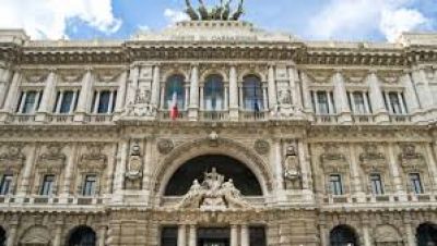 Per la Cassazione il benchmark, pur non vincolante, rappresenta il termine di paragone per valutare l’adeguatezza dell'attività dell'intermediario